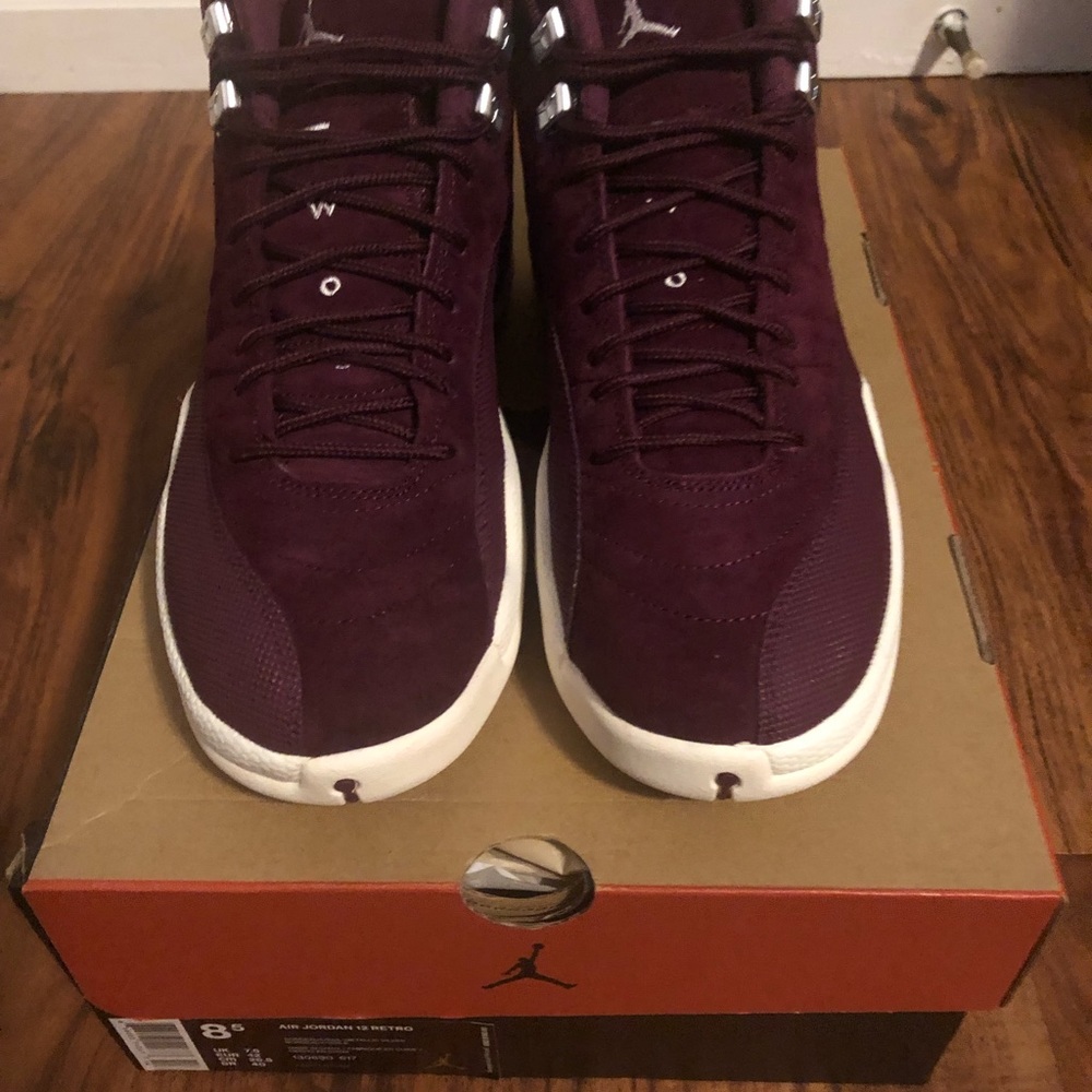 *Authentic* Jordan 12 Retro Bordeaux
